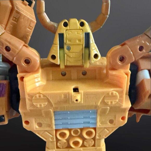 Hasbro 2002 Transformers Armada Supreme Class UNICRON Planet w/Missile - Picture 8 of 14